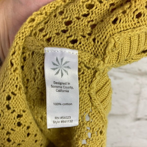 Athleta Knit Mandala Flower Pullover Sweater Vest - Picture 8 of 9